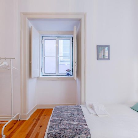 Spacious, Bright And Sunny Apartment, By Timecooler Lisboa Eksteriør billede