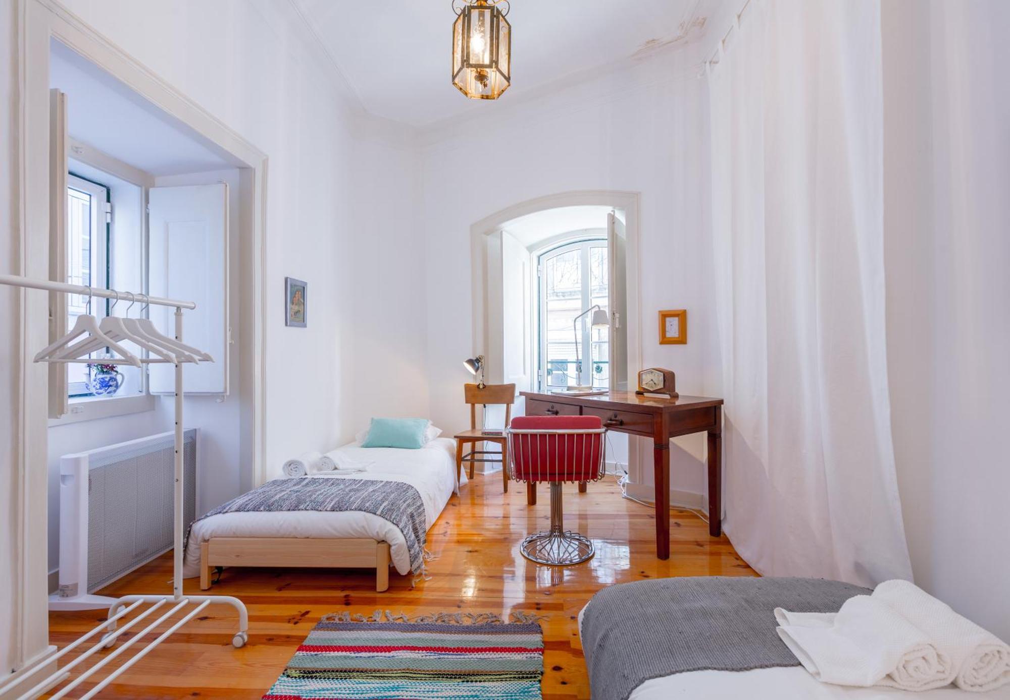 Spacious, Bright And Sunny Apartment, By Timecooler Lisboa Eksteriør billede