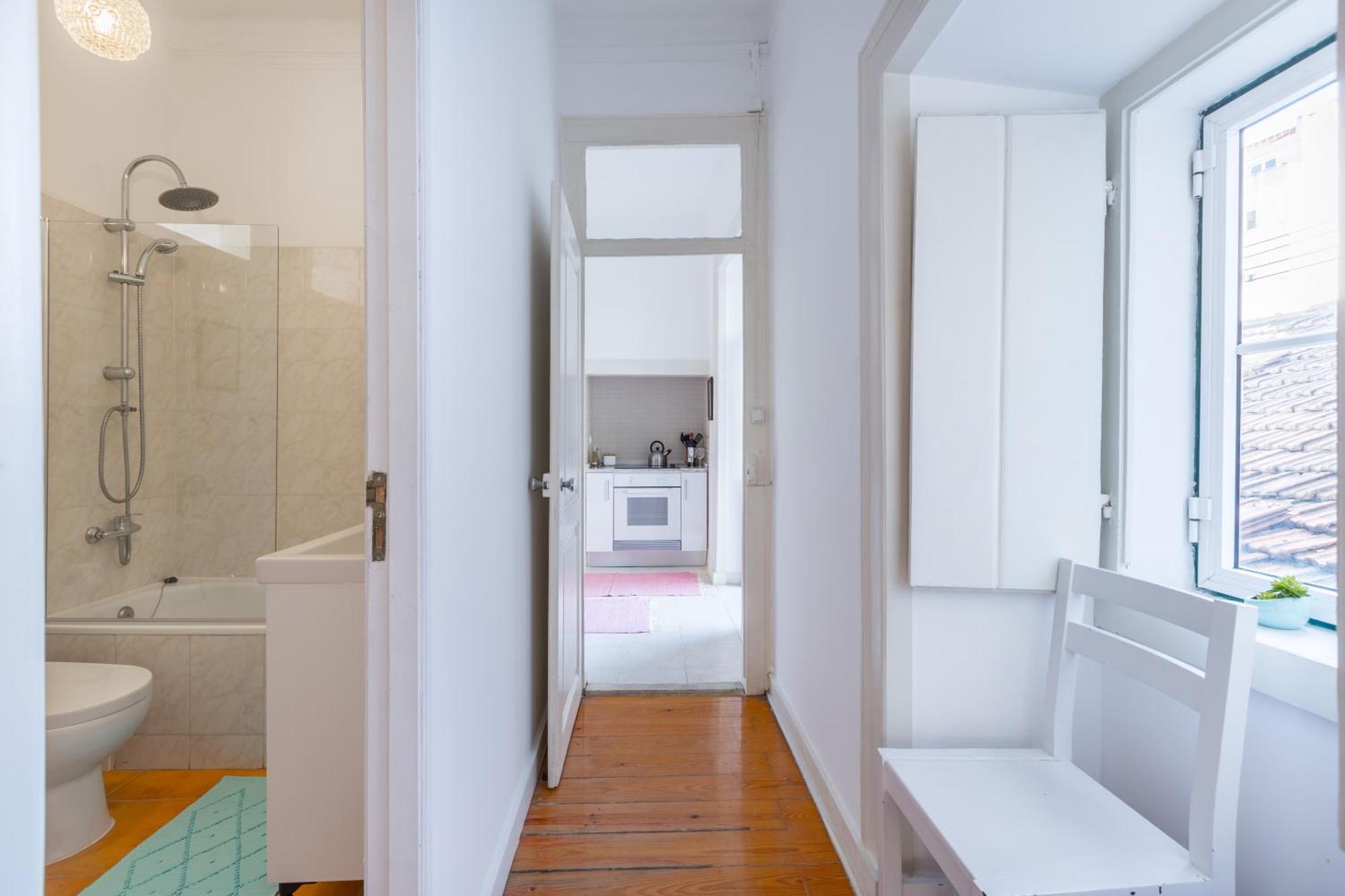 Spacious, Bright And Sunny Apartment, By Timecooler Lisboa Eksteriør billede