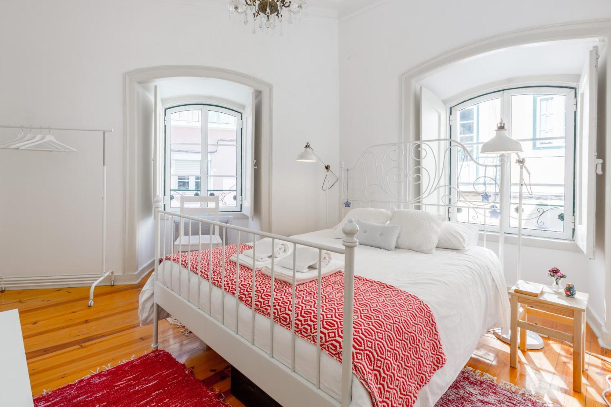 Spacious, Bright And Sunny Apartment, By Timecooler Lisboa Eksteriør billede