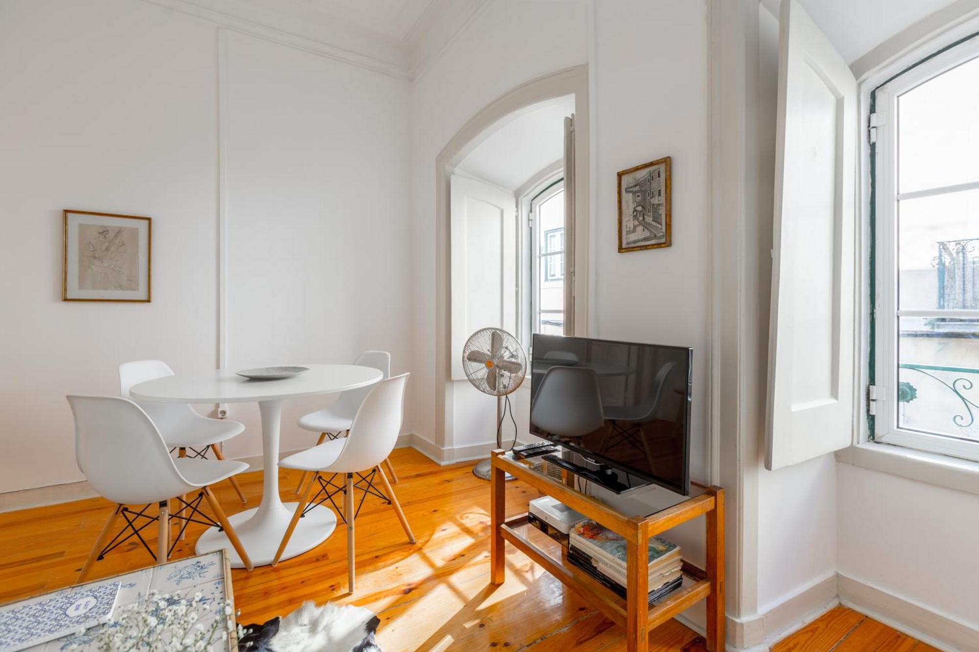Spacious, Bright And Sunny Apartment, By Timecooler Lisboa Eksteriør billede