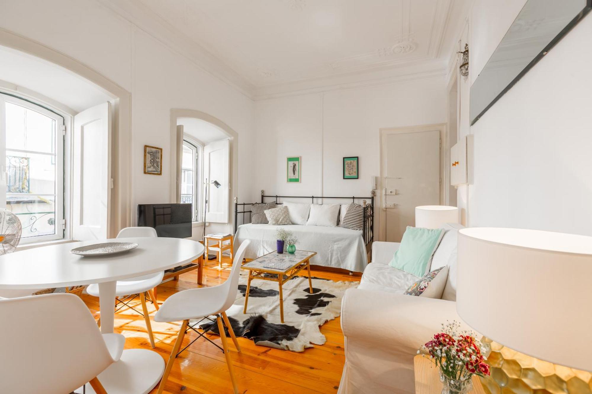 Spacious, Bright And Sunny Apartment, By Timecooler Lisboa Eksteriør billede