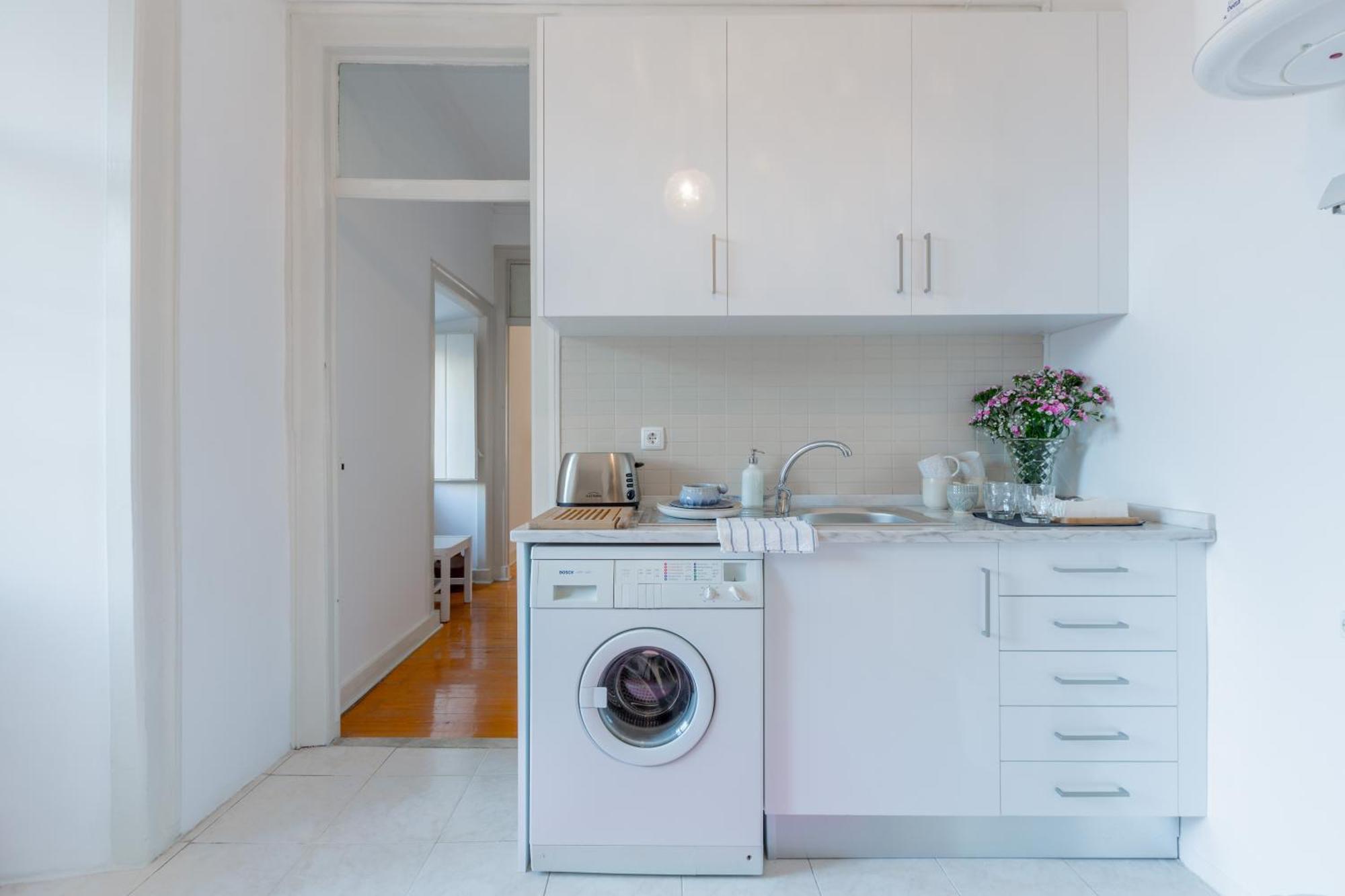 Spacious, Bright And Sunny Apartment, By Timecooler Lisboa Eksteriør billede